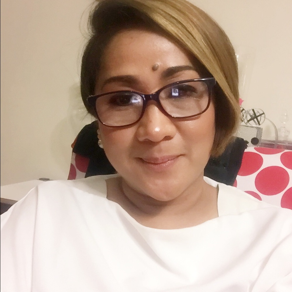 Meet your Posher, Rhose