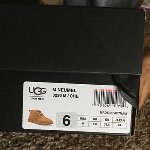 Uggs size 6
