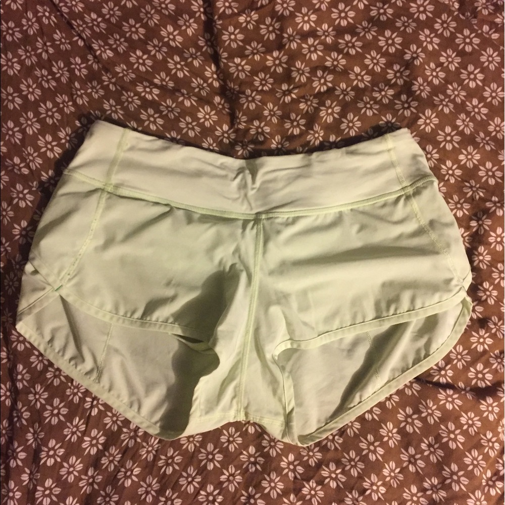 Lululemon speed shorts size 6