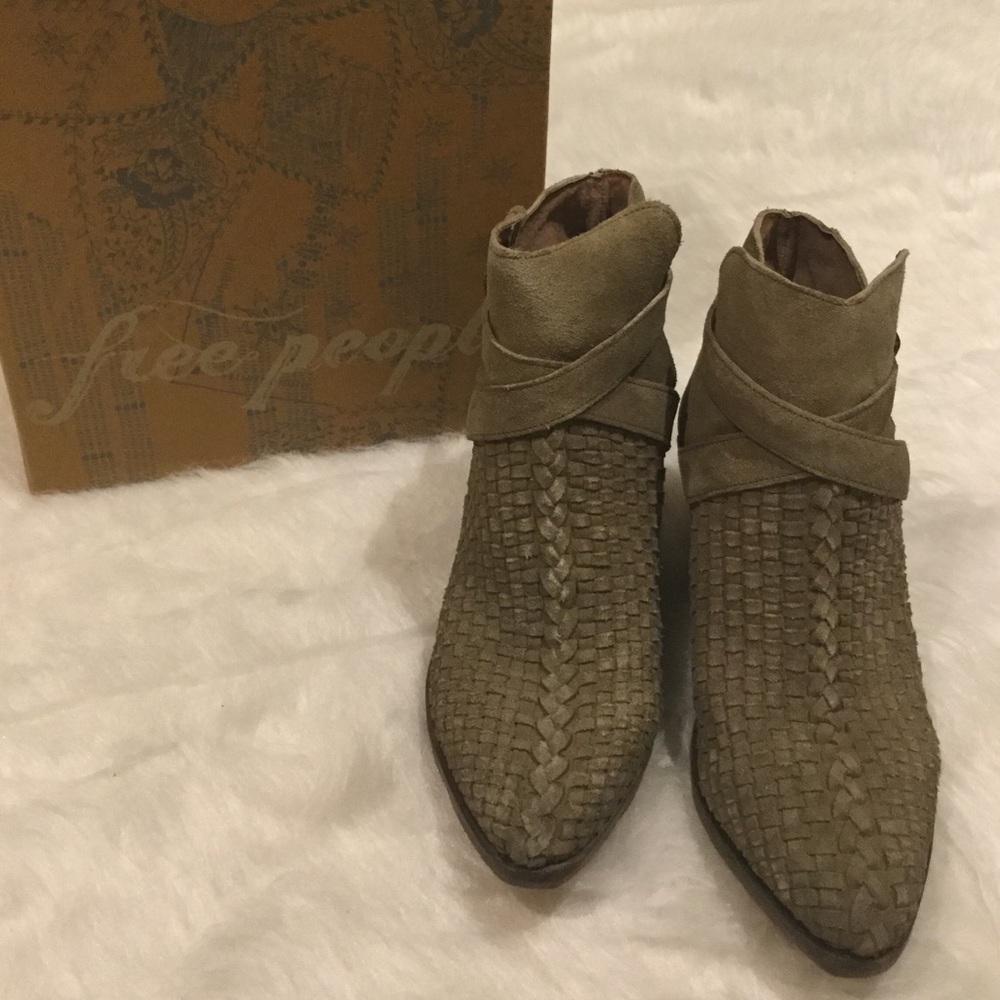 ❗️GONE 7/12❗️NIB Free People Venture Ankle Boot - Picture 4 of 7