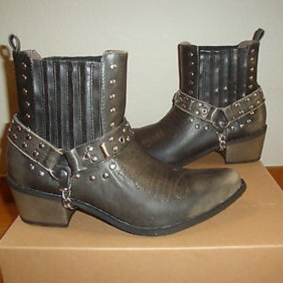 Distressed Black Cowboy Stud Harness Boots - Picture 4 of 8