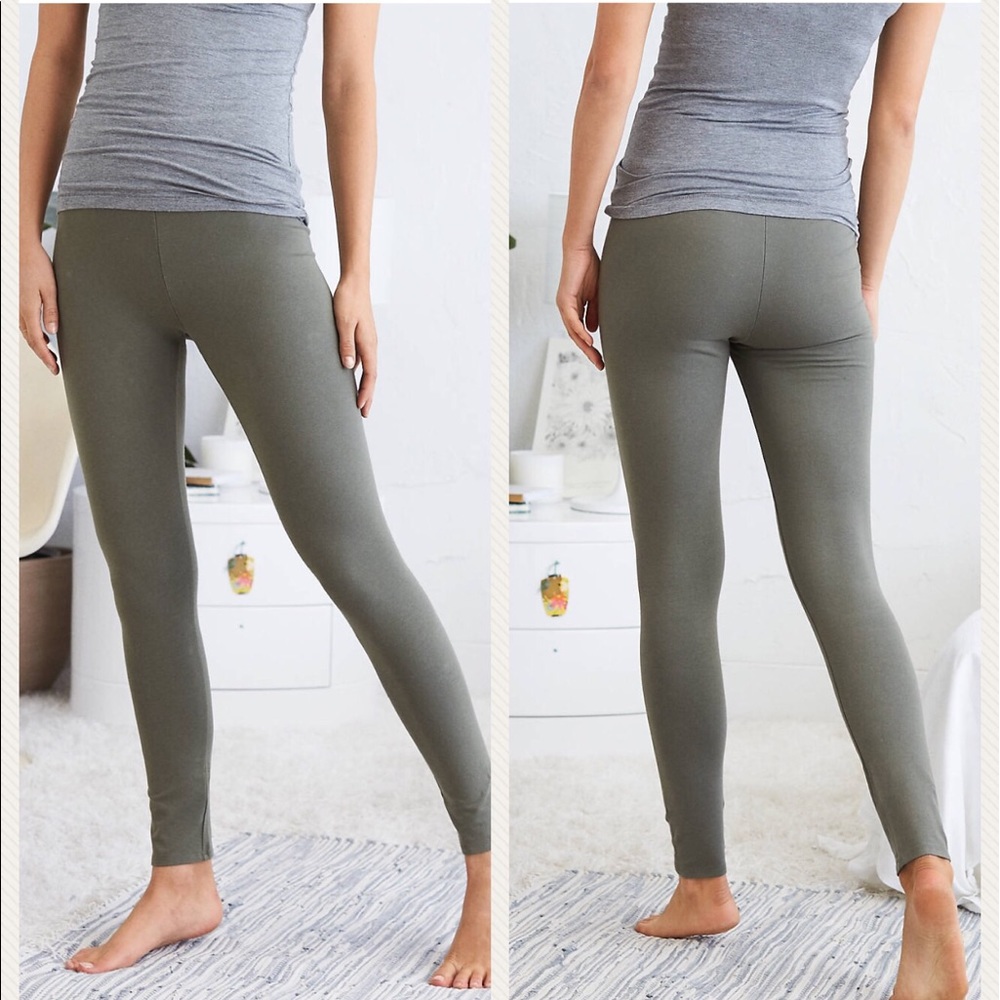 ⭐️NWOT Aerie Chill Hi-Rise Leggings