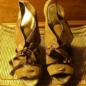 NINE WEST WEDGE STYLE HEELED SANDALS SIZE 7.5