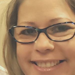 Meet your Posher, Damaris