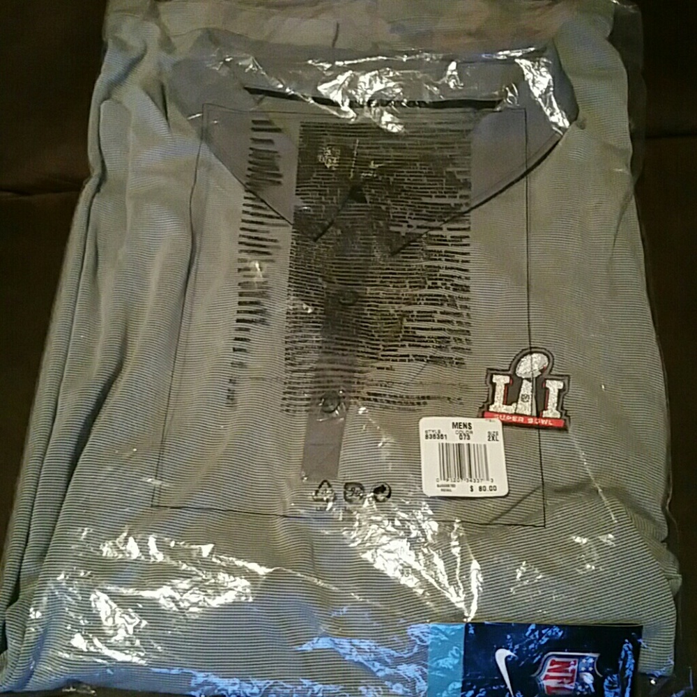 Men's Nike Gray SuperBowl LI Logo Performance Polo