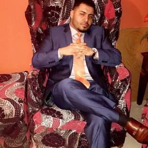 Meet your Posher, Mekhail