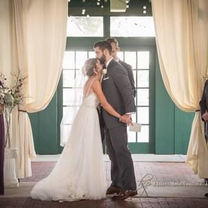 Meet your Posher, Caitlin