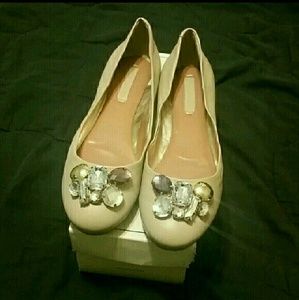 BCBG flat with jewel detail