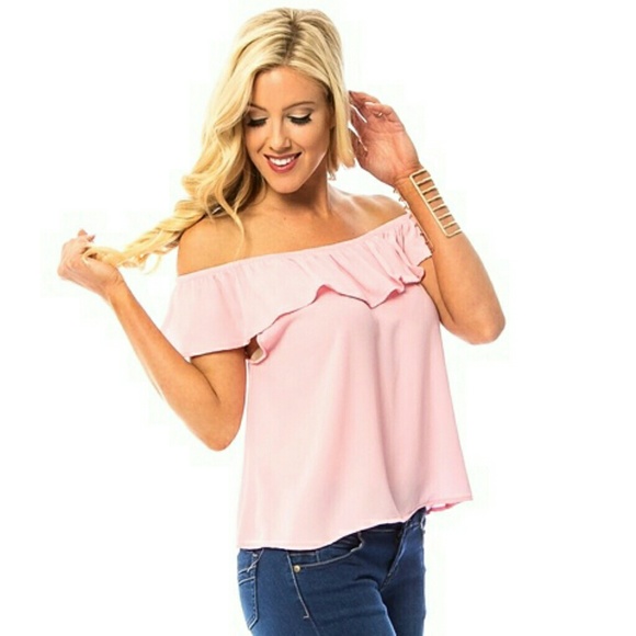 ❤️CLOSING SALE❤️ Pink ruffle off the shoulder top - Picture 3 of 4