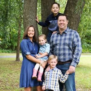 Meet your Posher, Claudine