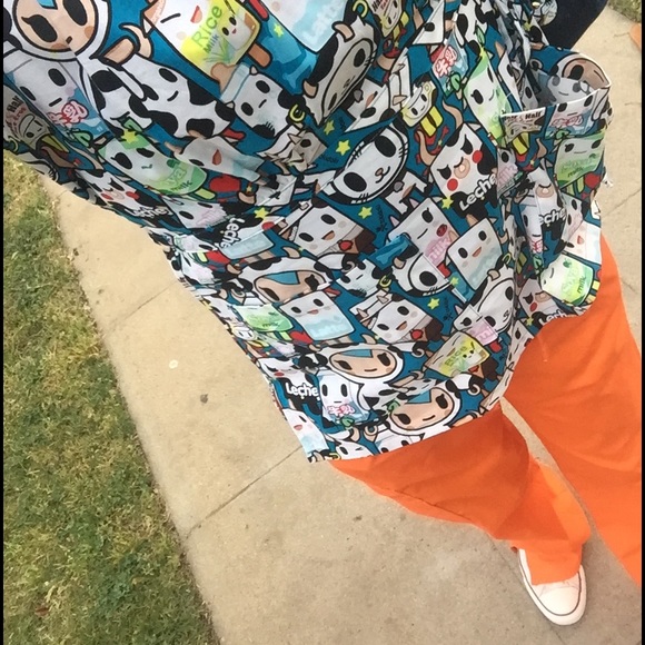 Meet your Posher, Leila - Picture 2 of 3