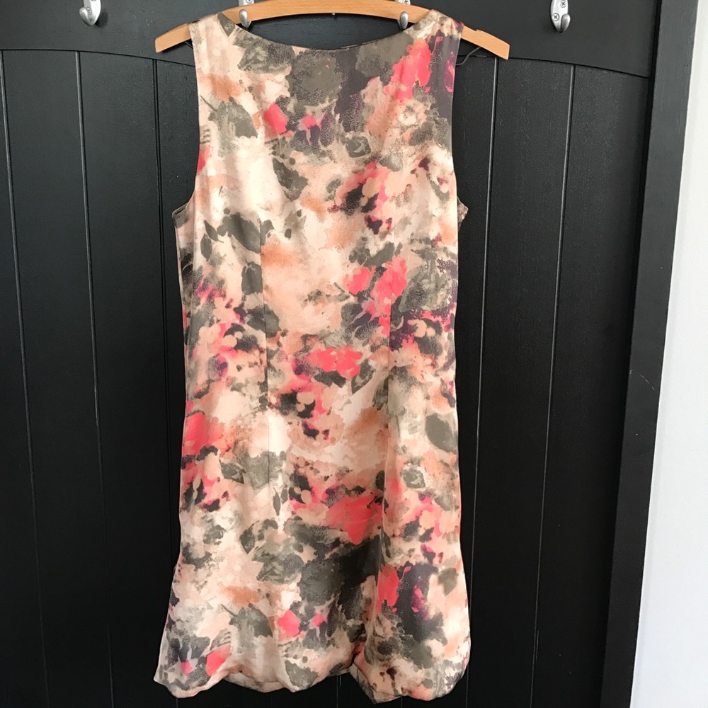 H&M Fun Dress - Picture 4 of 4