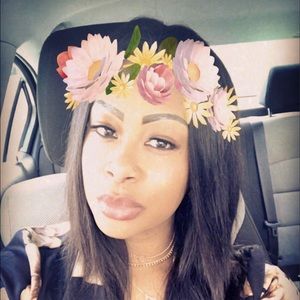 Meet your Posher, Clara