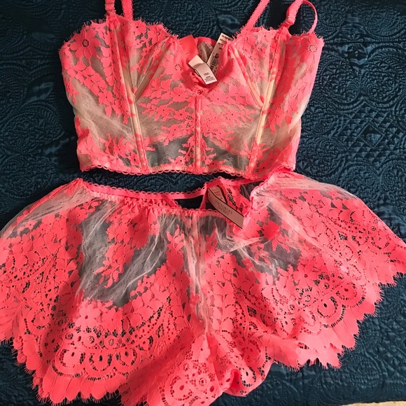 NWT Victoria Secret pink and cream outfit. - Picture 1 of 4