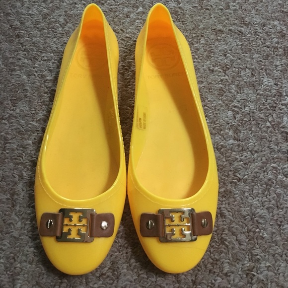 tory burch jelly ballet flats