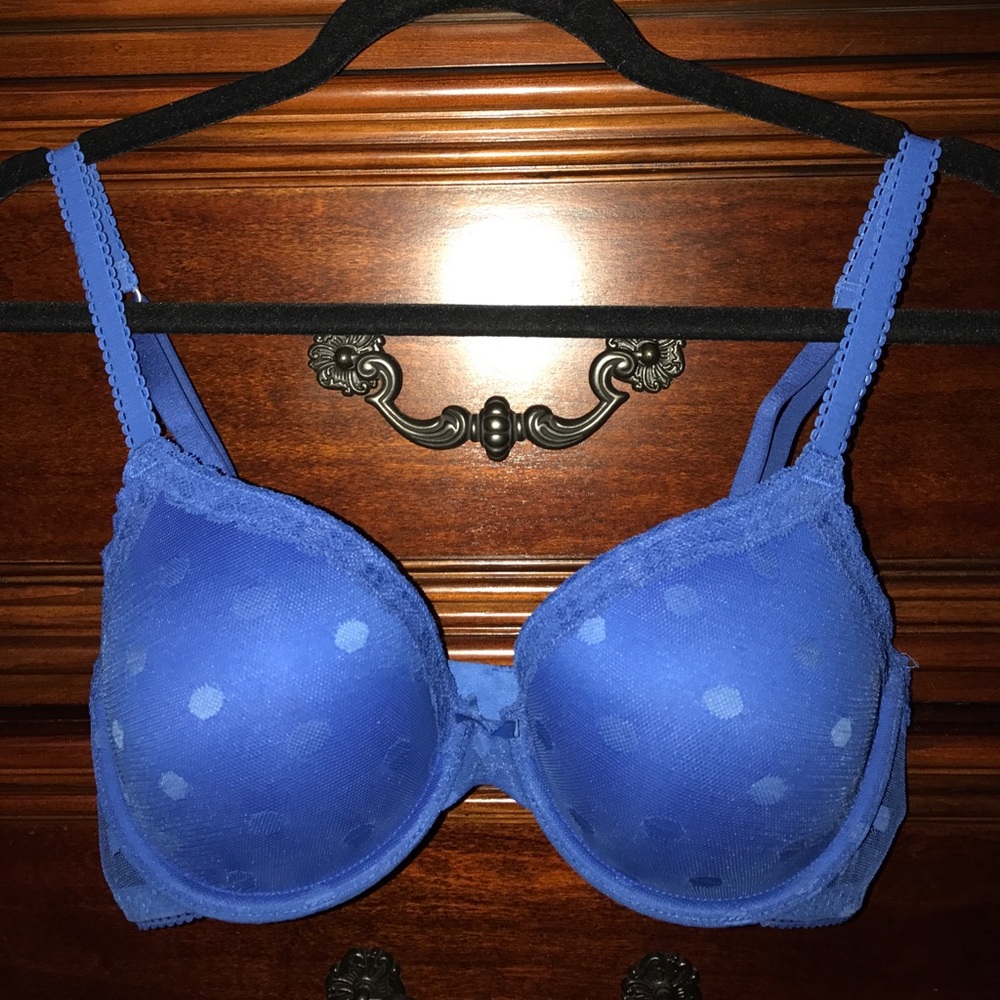 Aerie 36C padded bra with underwire.