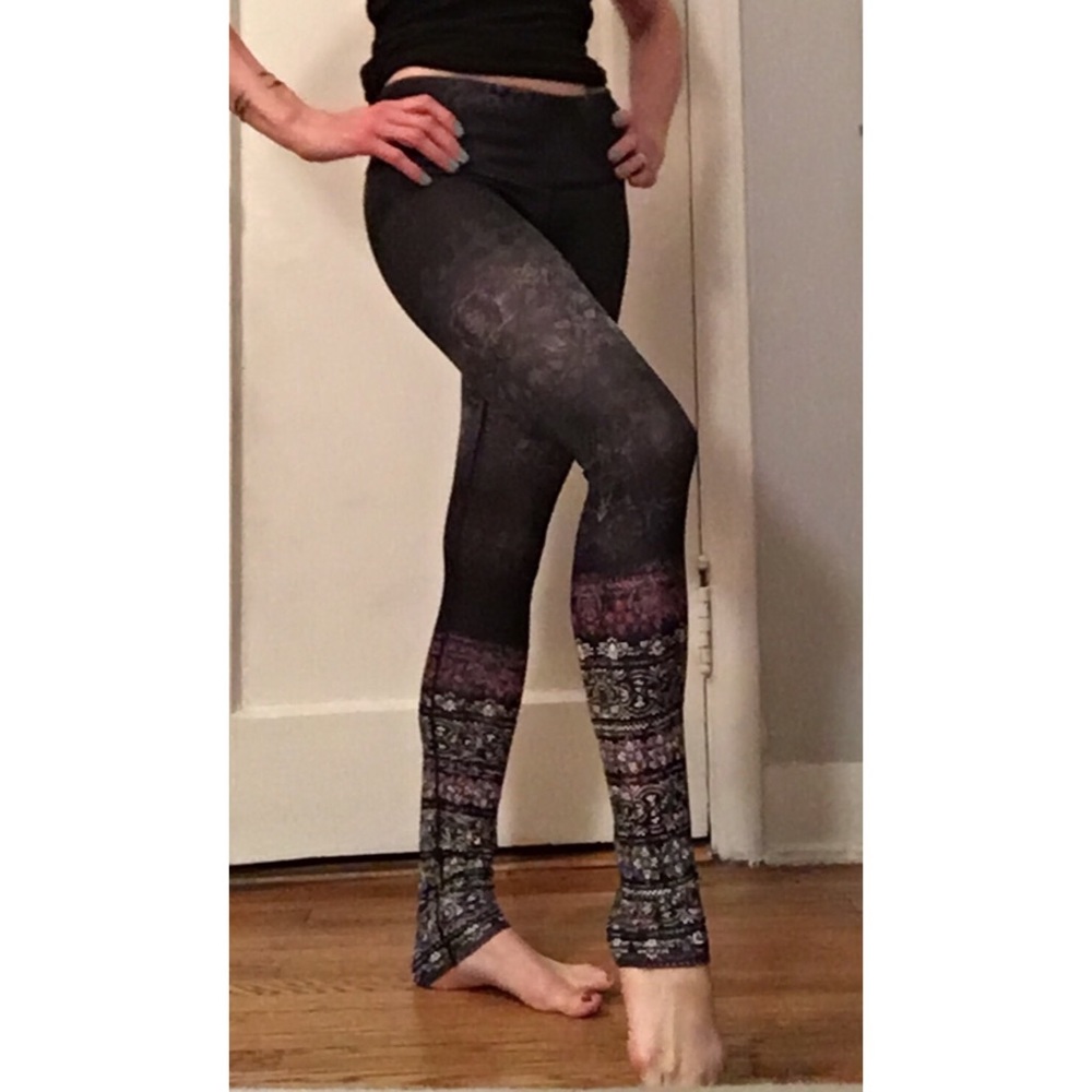 NWT CALIA leggings!