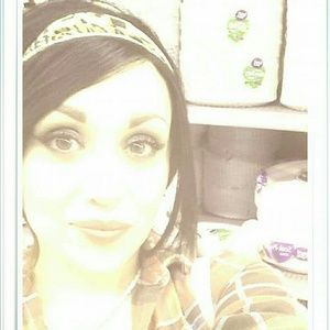 Meet your Posher, Mandy