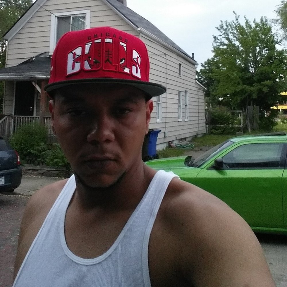 Meet your Posher, Raymon