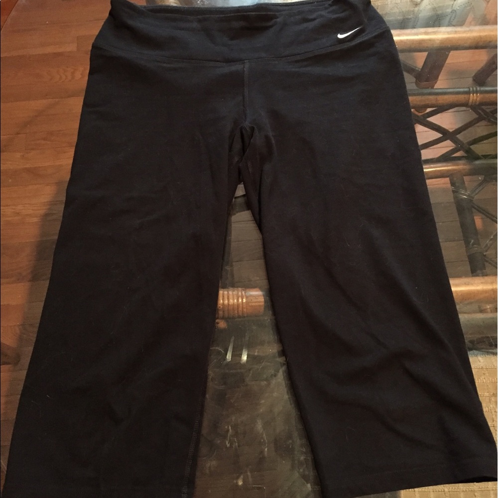 Nike crop pants