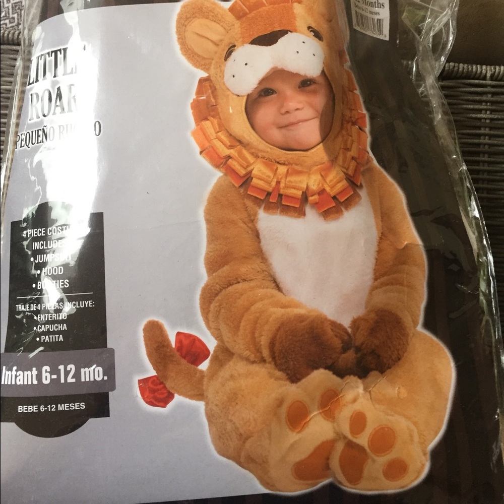 Little Roar Lion costume