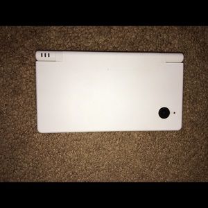 White Nintendo dsi