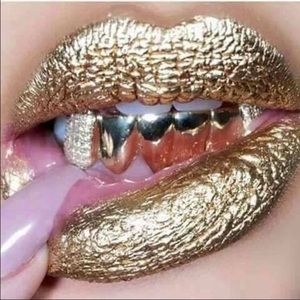 Meet your Posher, Felicia