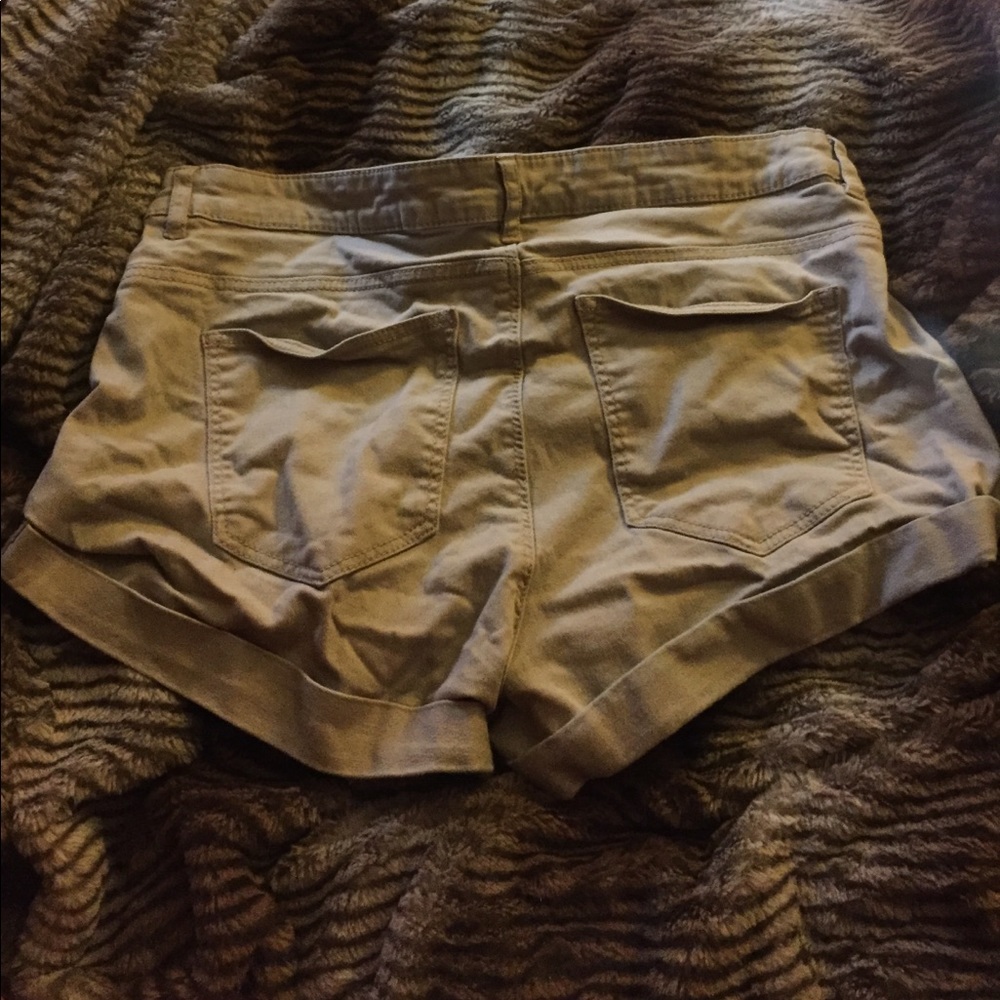 TAN H&M JEAN SHORTS