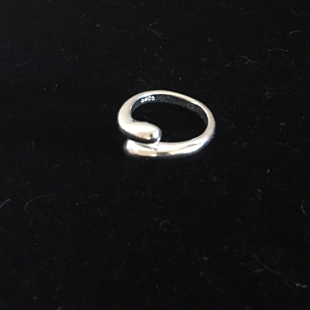 Sterling Silver Twist Ring