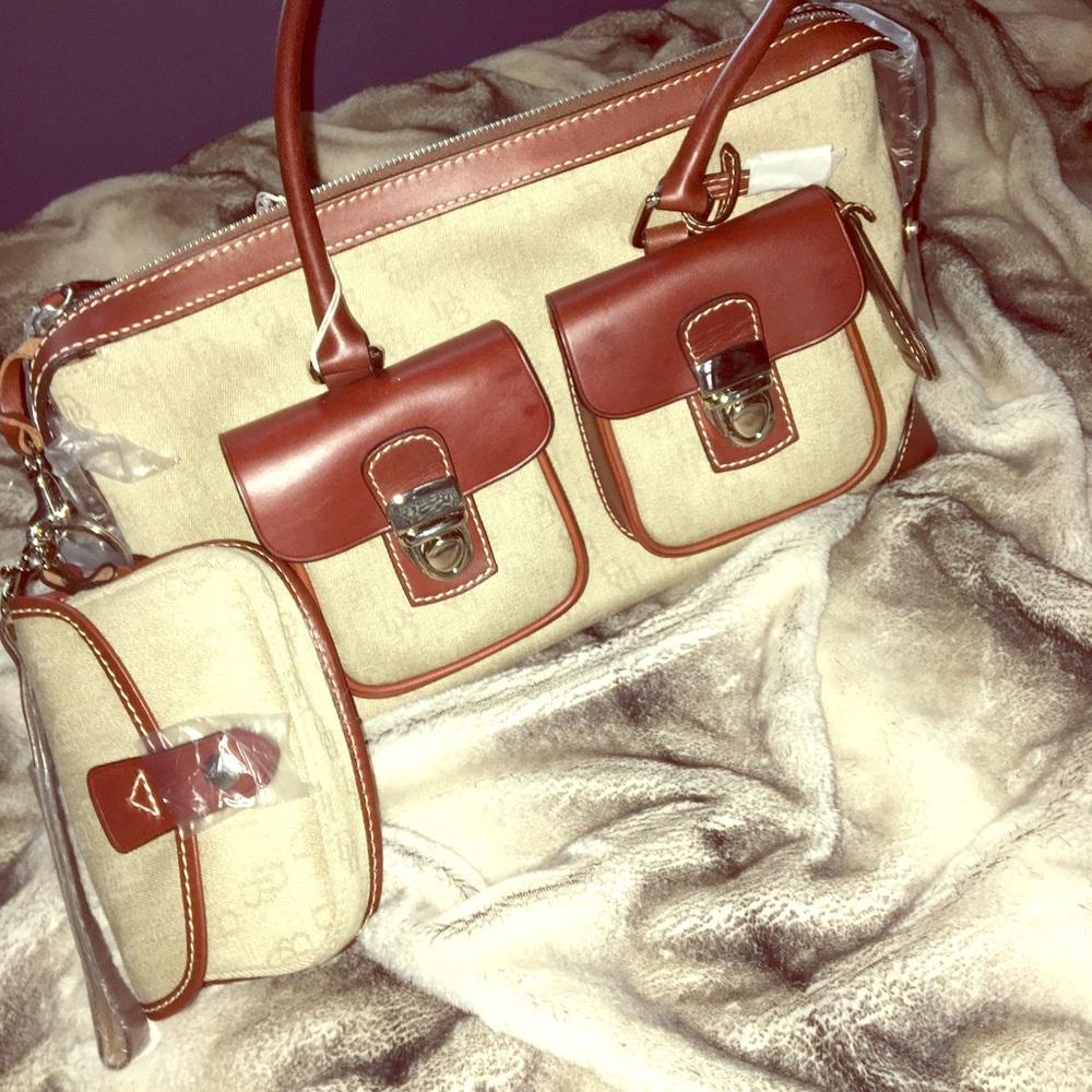 BRAND NEW DOONEY AND BOURKE TOTE
