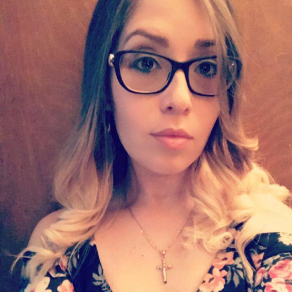 Meet your Posher, Paola