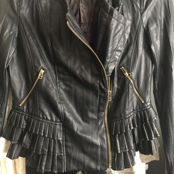 Jacket suuuuuuper cute - Picture 1 of 4