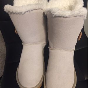 White Bailey Button UGGs