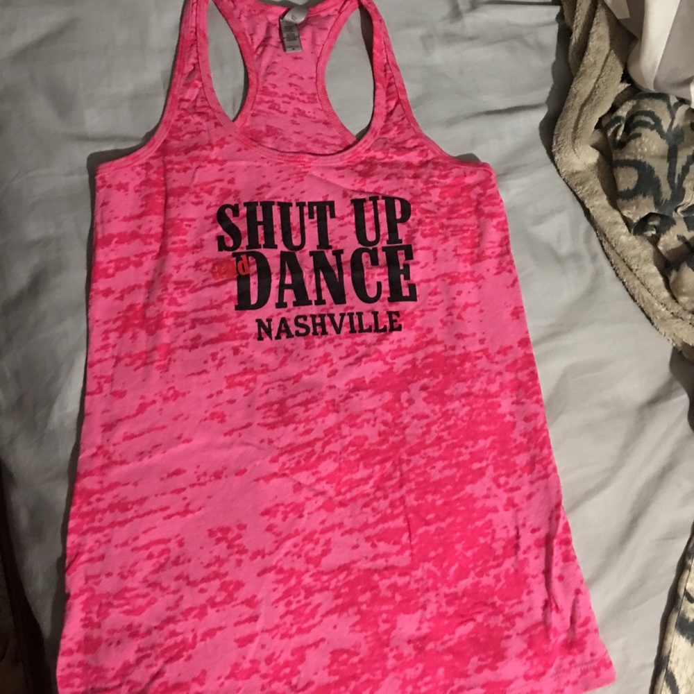 Shut up and dance tank