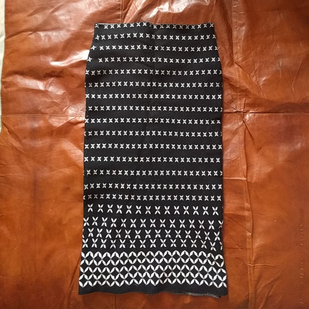 Max Studio Pencil Skirt