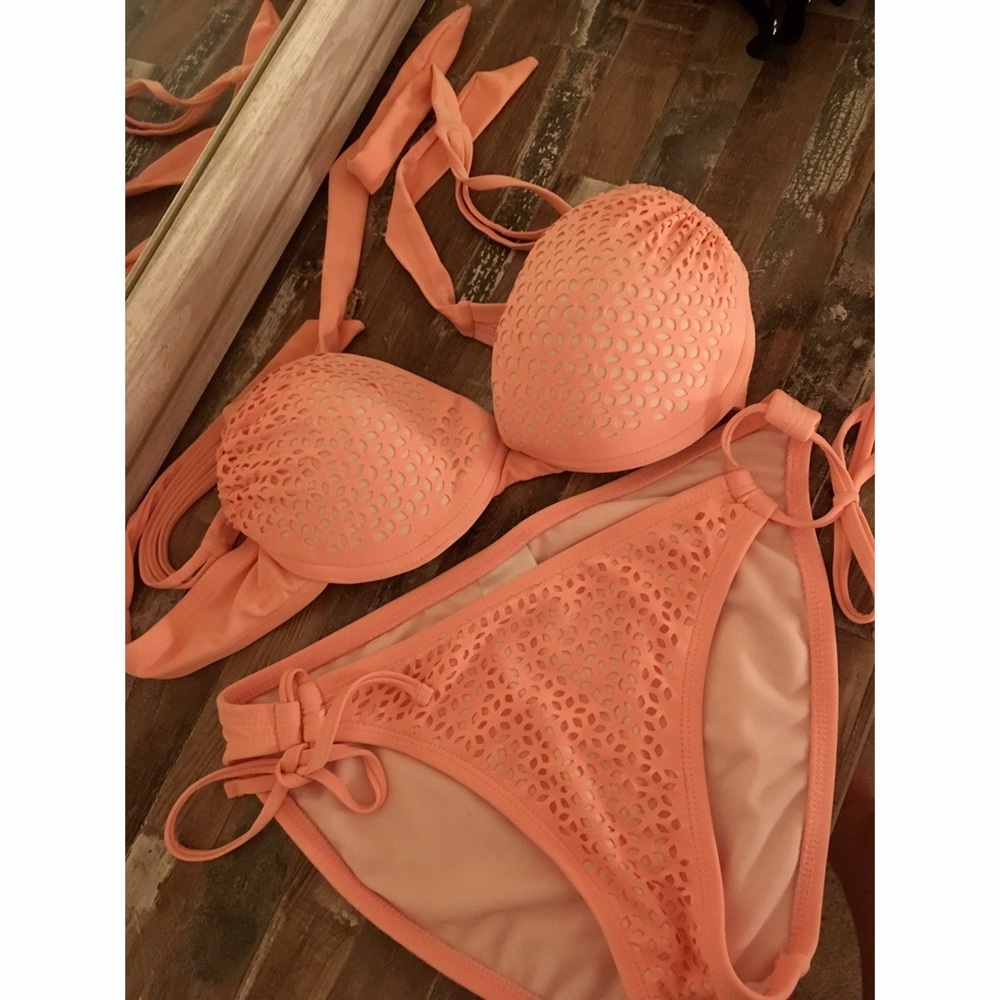 Peach Push-up Bikini