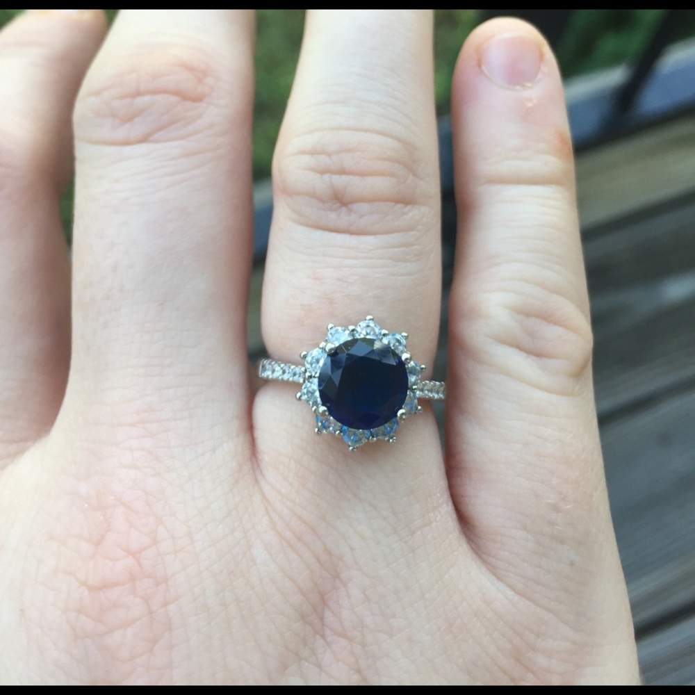 🔥🔥🔥Sapphire and diamond ring 💍🔥🔥🔥