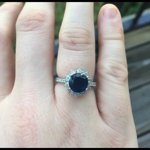 🔥🔥🔥Sapphire and diamond ring 💍🔥🔥🔥