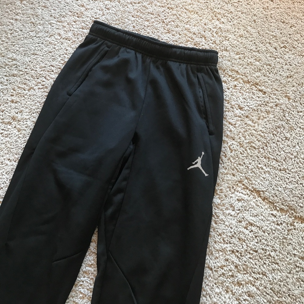 Nike thermal fit joggers xs_6