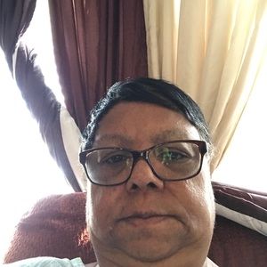 Meet your Posher, Cynthia