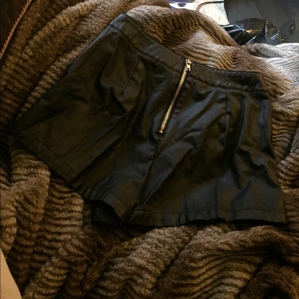 Black leather high waisted shorts!