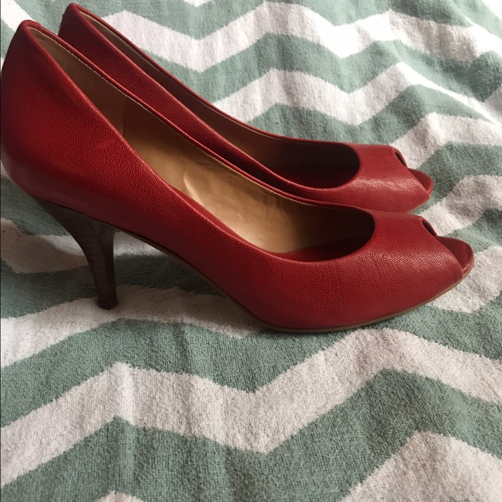 New!!Banana Republic Jana peep toe heels