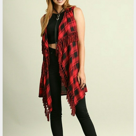 CLEARANCE Sleeveless Plaid Vest - Picture 2 of 3
