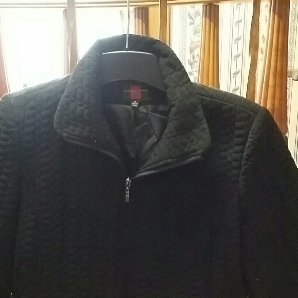 Jacket - Picture 2 of 3