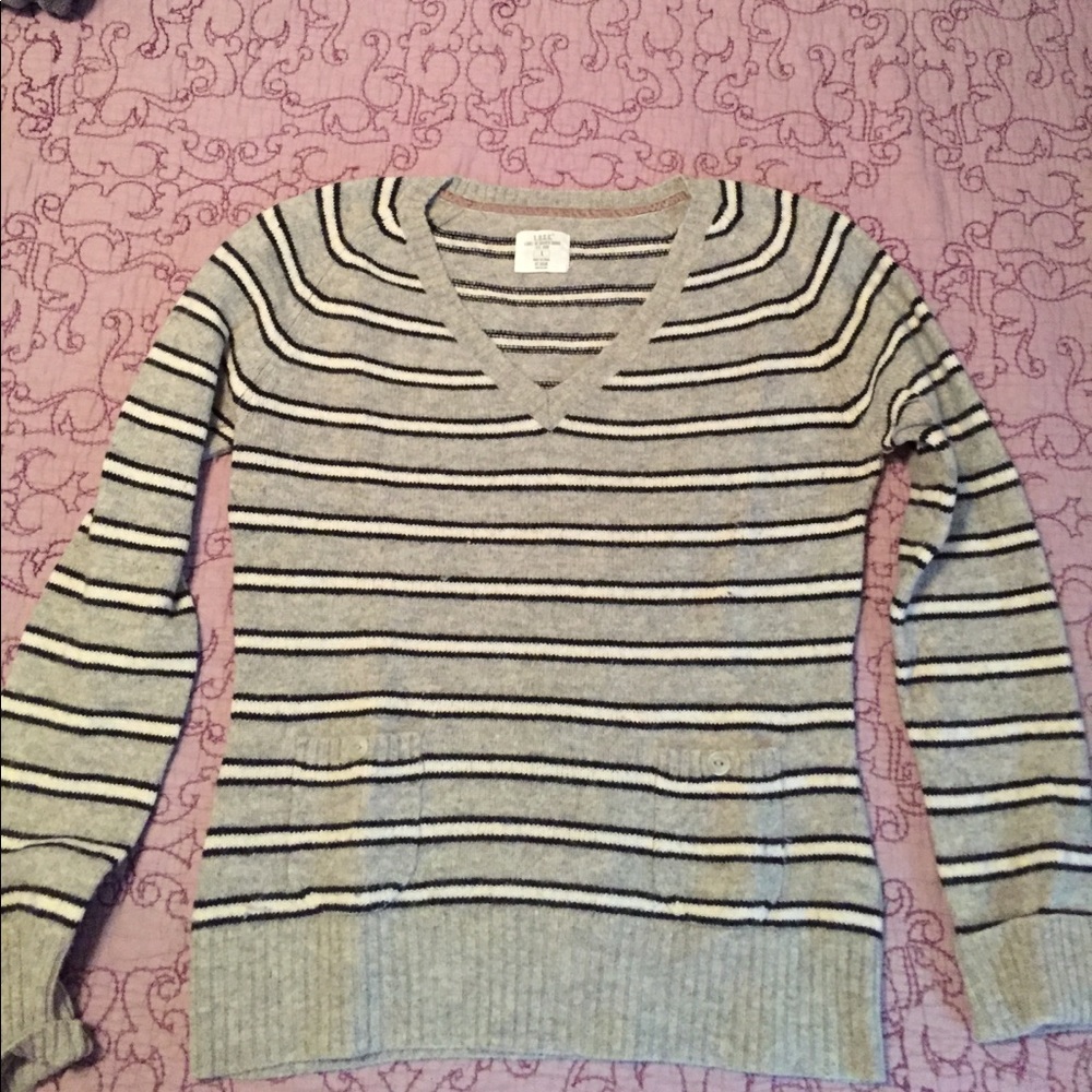 Size L (but runs small) LOGG sweater