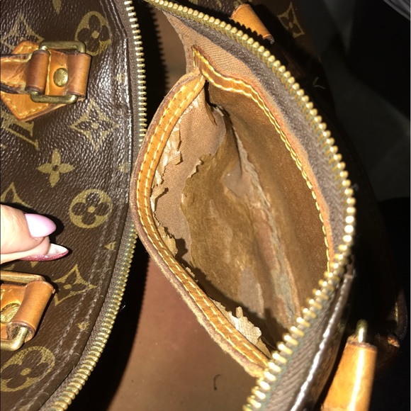 Authentic Louis Vuitton Monogram Speedy 30 - Picture 4 of 8