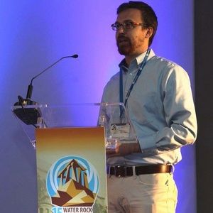 Meet your Posher, Benjamin