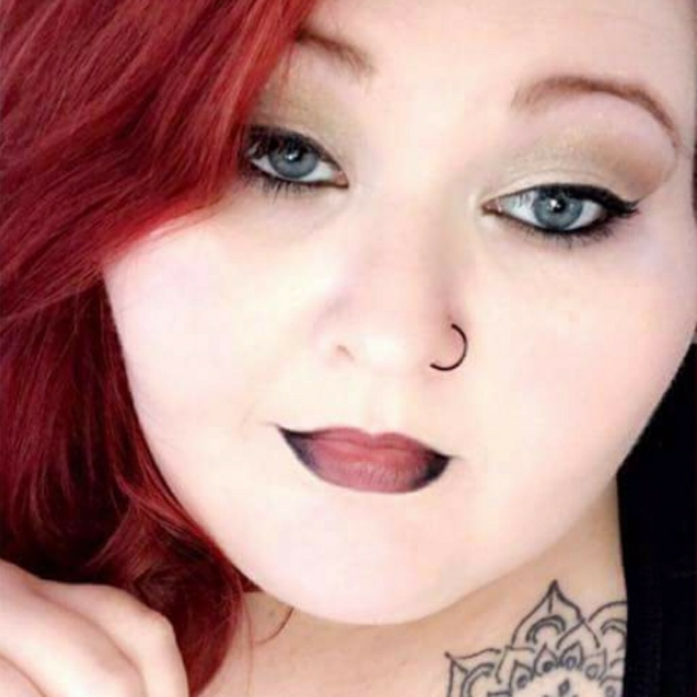 Meet your Posher, Tiffany