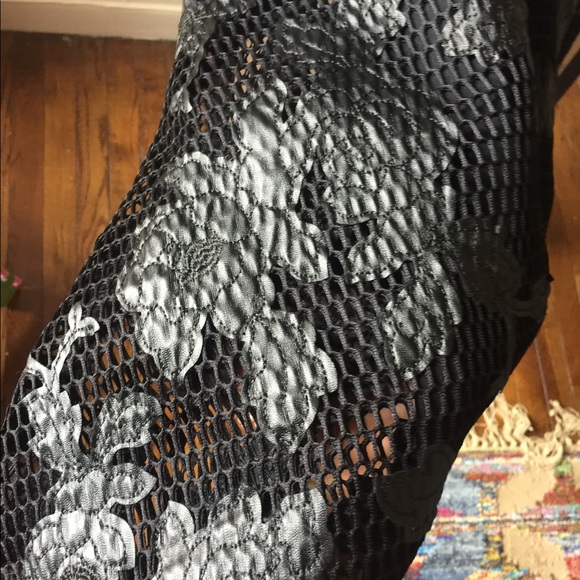 Romeo + Juliet mesh fit and flare dress. NWT - Picture 4 of 4