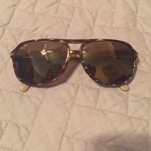 Plastic Maui Jim Aviators